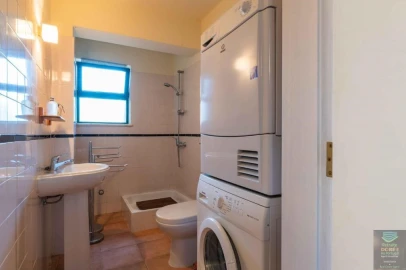 Moradia T4 para Arrendamento férias em Ferragudo