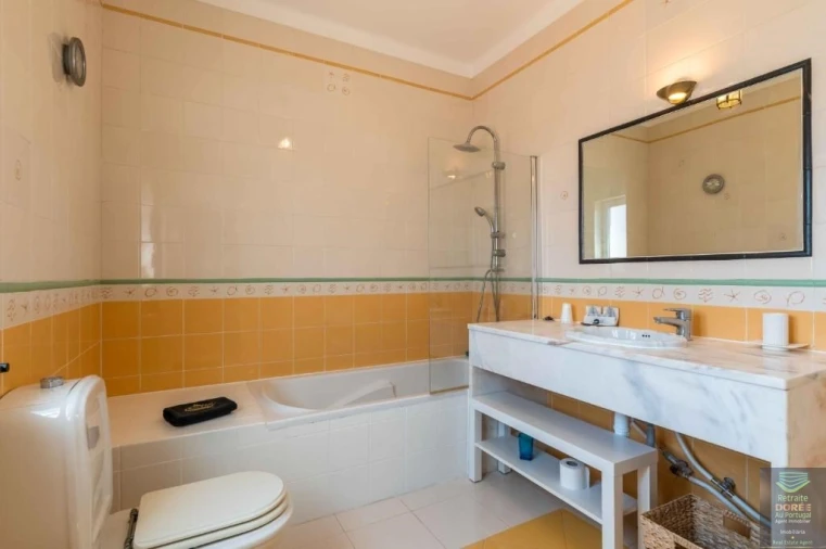 Moradia T4 para Arrendamento férias em Ferragudo Foto 23