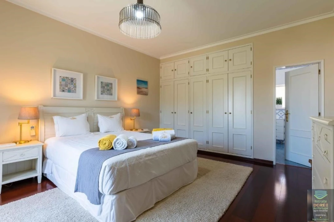 Moradia T4 para Arrendamento férias em Ferragudo Foto 18