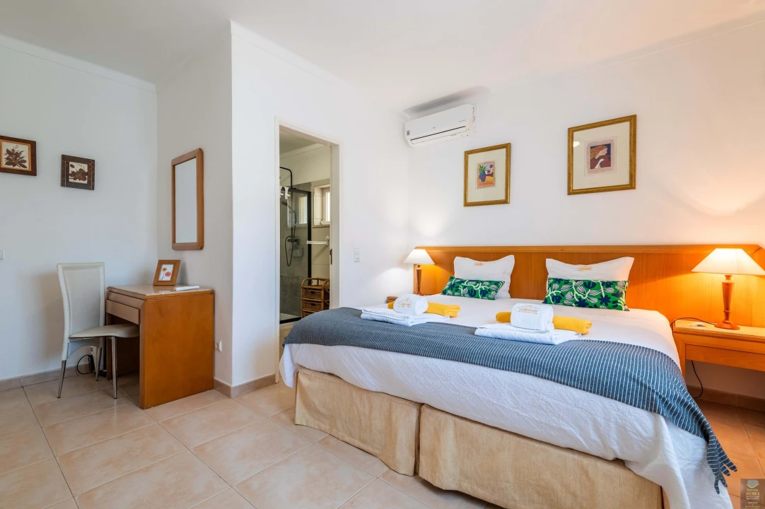 Moradia T4 para Arrendamento férias em Portimão Foto 16