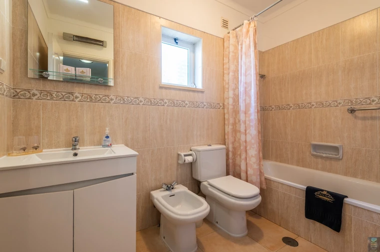 Moradia T4 para Arrendamento férias em Portimão Foto 23