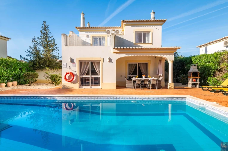 Moradia T4 para Arrendamento férias em Portimão Foto 8