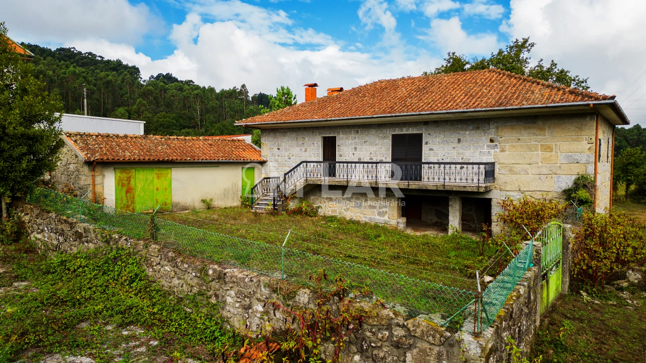 Quinta T3 para Venda em Pedralva Foto 9