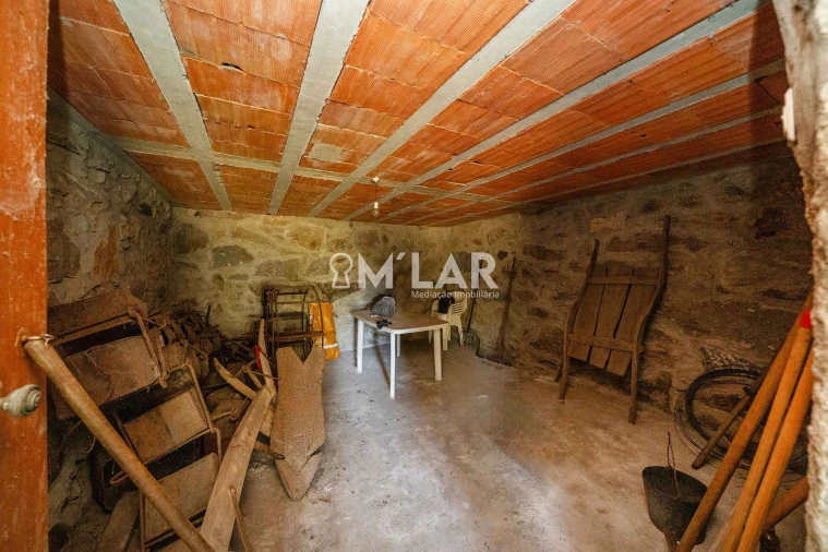 Quinta T3 para Venda em Pedralva Foto 38