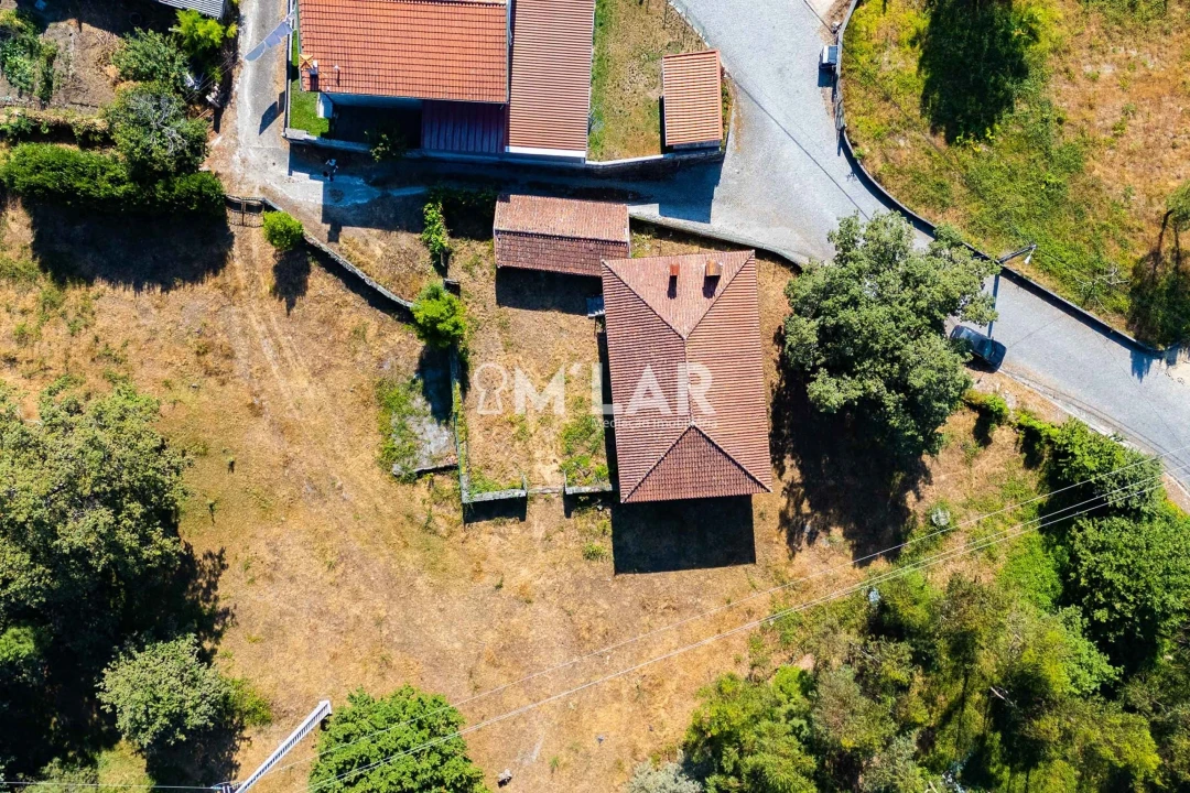 Quinta T3 para Venda em Pedralva Foto 40