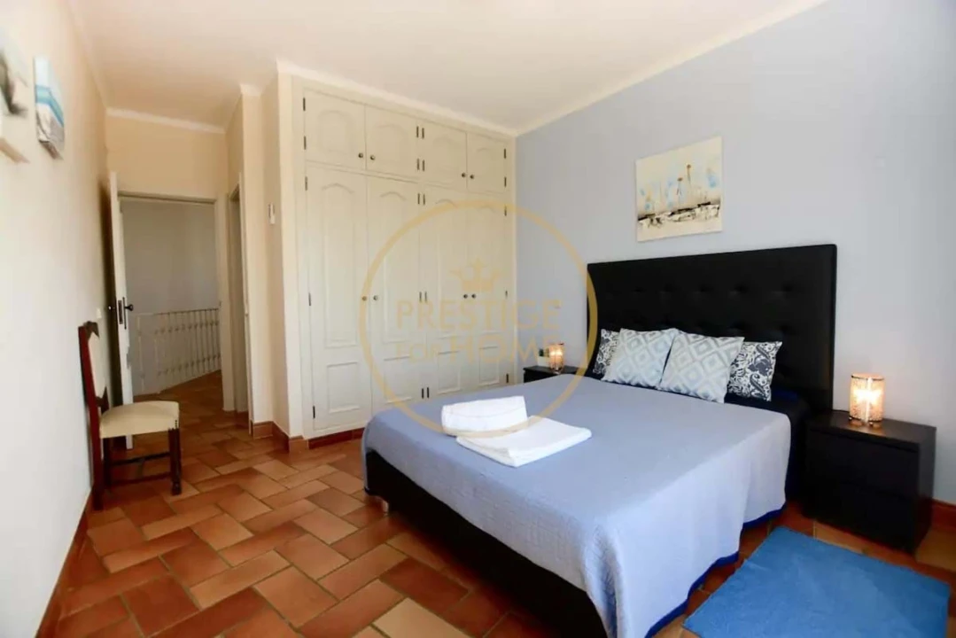 Moradia T4 para Arrendamento férias em Albufeira e Olhos de Água Foto 10