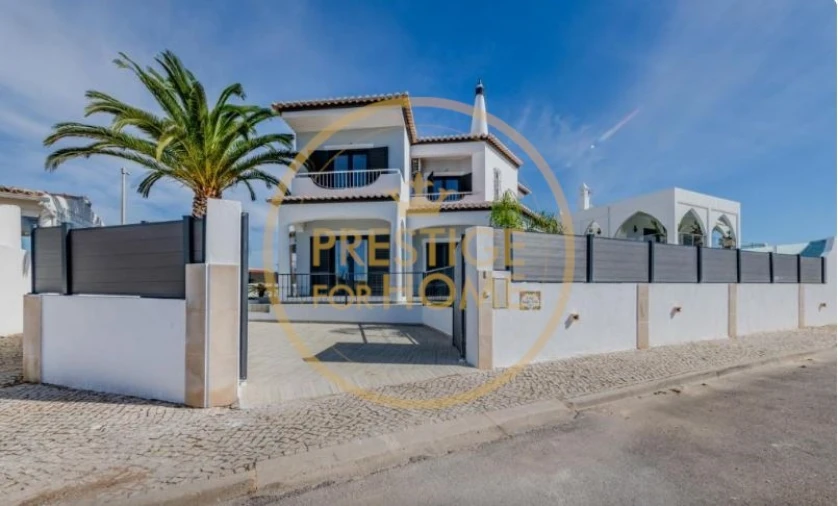 Moradia T4 para Arrendamento férias em Albufeira e Olhos de Água Foto 53