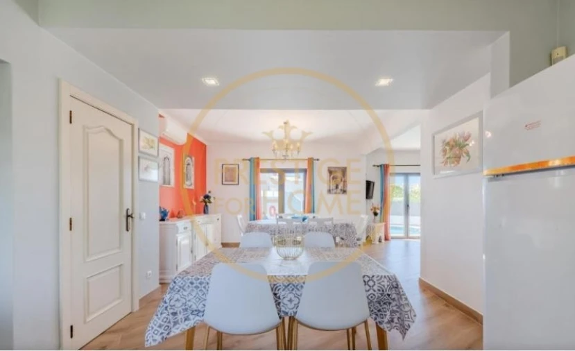 Moradia T4 para Arrendamento férias em Albufeira e Olhos de Água Foto 5