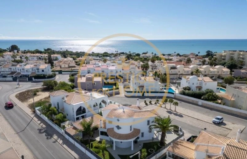 Moradia T4 para Arrendamento férias em Albufeira e Olhos de Água Foto 76