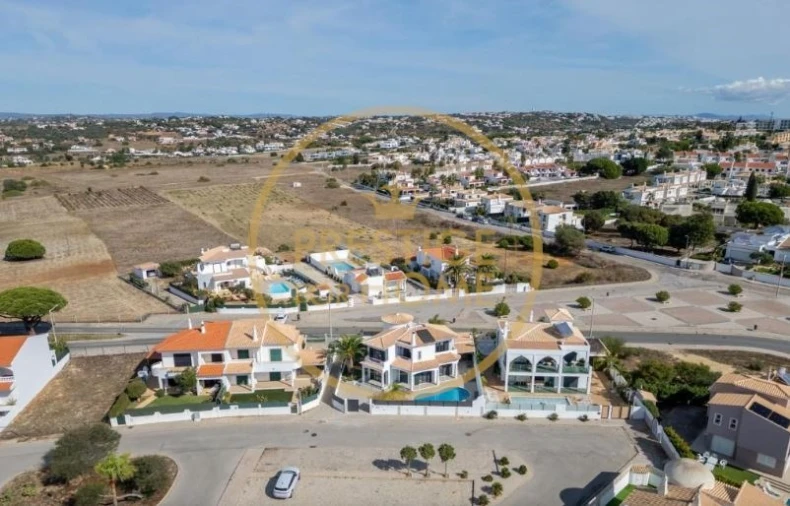 Moradia T4 para Arrendamento férias em Albufeira e Olhos de Água Foto 73