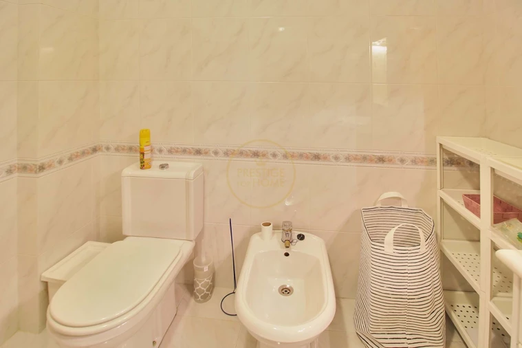 Apartamento T2 para Arrendamento férias em Lagos (São Sebastião e Santa Maria) Foto 19