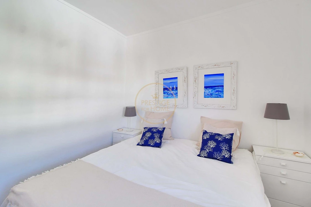 Apartamento T1 para Arrendamento férias em Quarteira Foto 7