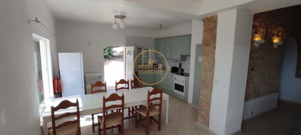 Moradia T3 para Arrendamento férias em Loule (São Sebastião)