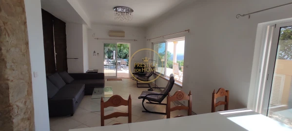 Moradia T3 para Arrendamento férias em Loule (São Sebastião)