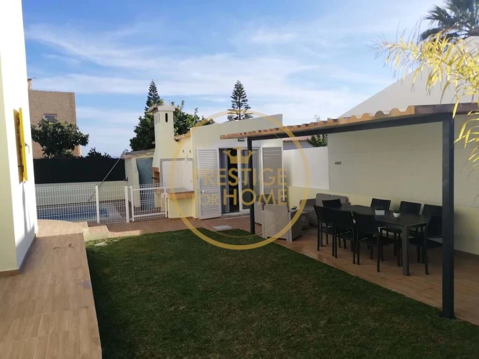 Moradia T4 para Arrendamento férias em Guia Foto 34