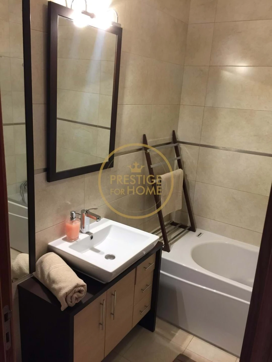 Apartamento T2 para Arrendamento férias em Quarteira Foto 8