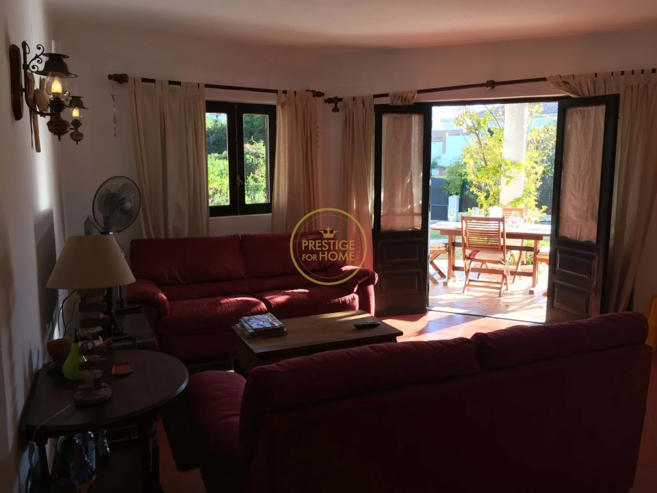 Moradia T3 para Arrendamento férias em Quarteira Foto 10