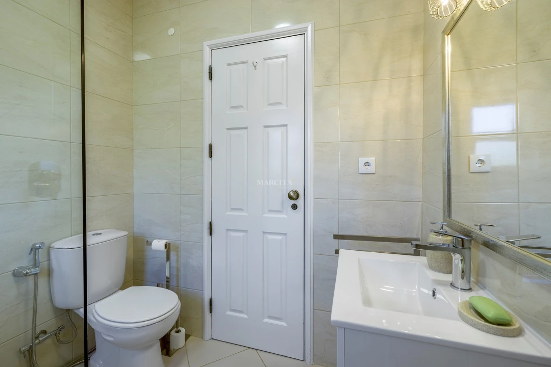 Moradia T5 para Arrendamento férias em Luz Foto 36