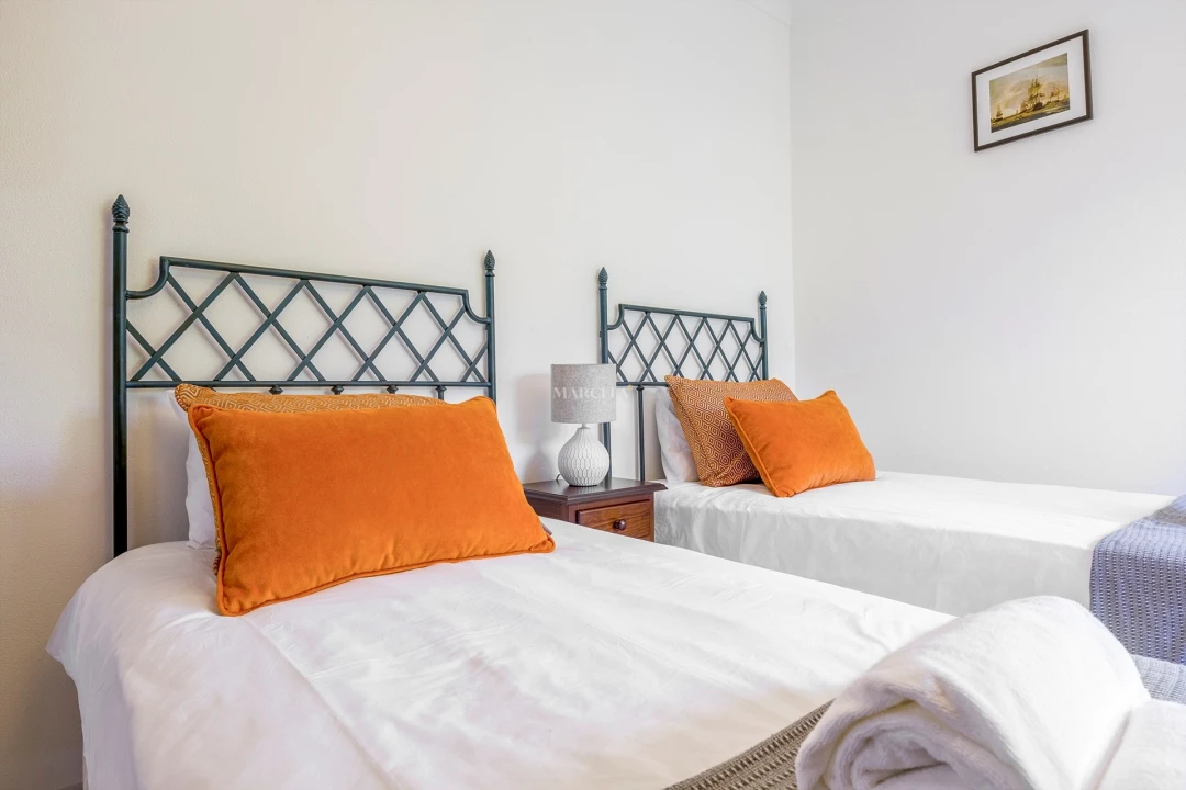 Moradia T5 para Arrendamento férias em Luz Foto 35