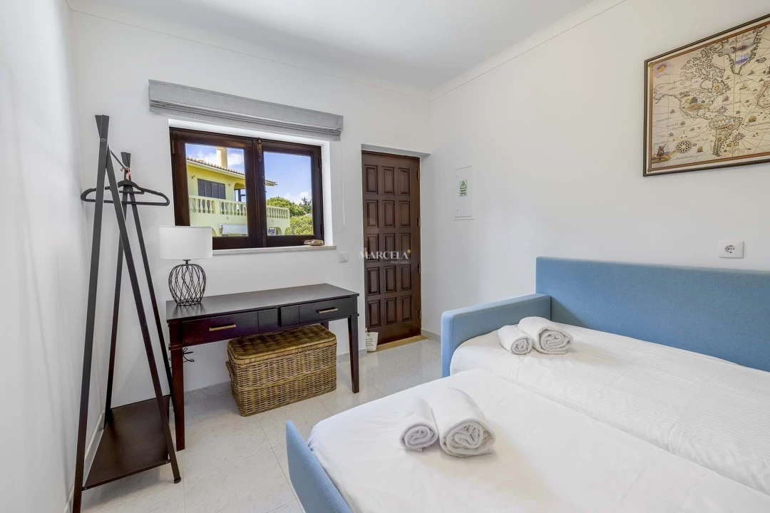 Moradia T5 para Arrendamento férias em Luz Foto 37