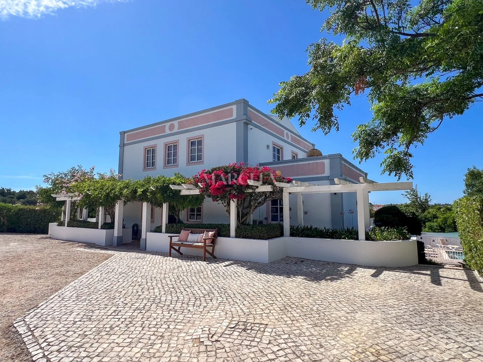 Moradia T5 para Arrendamento férias em Lagos (São Sebastião e Santa Maria) Foto 4