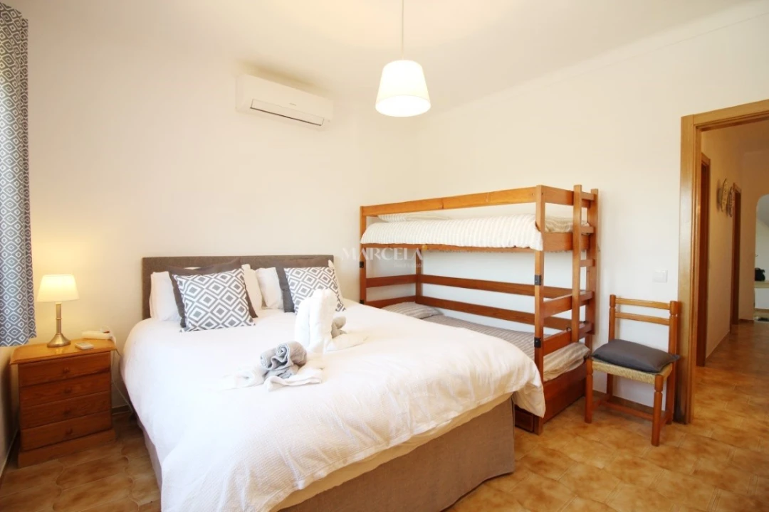 Moradia T4 para Arrendamento férias em Lagos (São Sebastião e Santa Maria) Foto 31