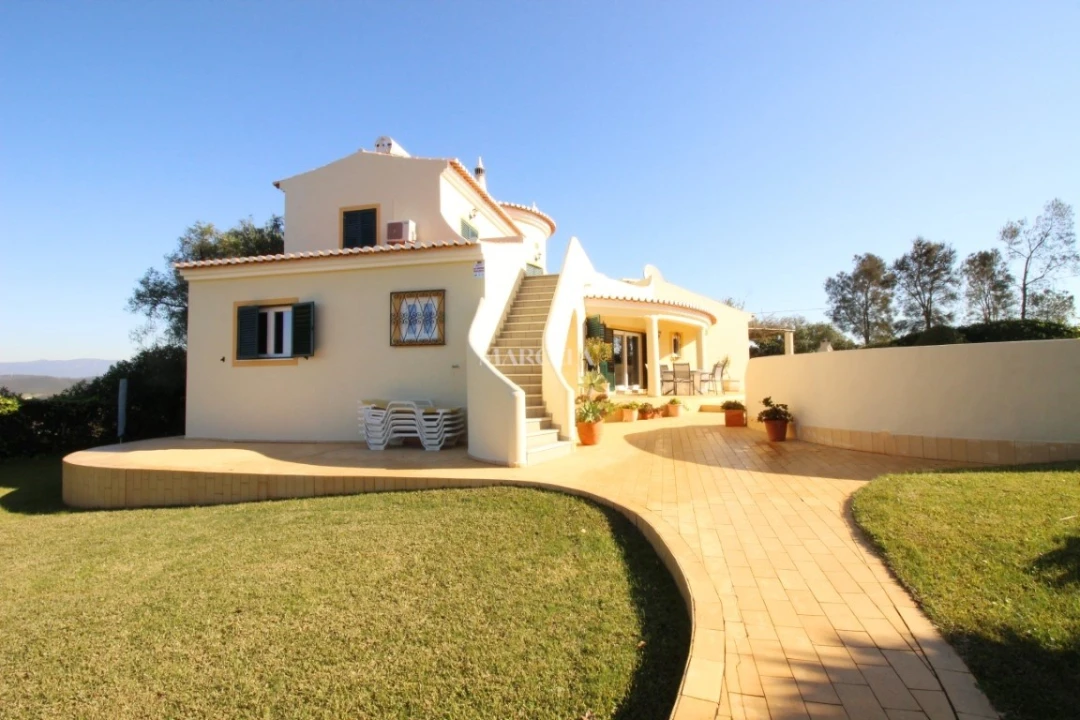 Moradia T4 para Arrendamento férias em Lagos (São Sebastião e Santa Maria) Foto 47