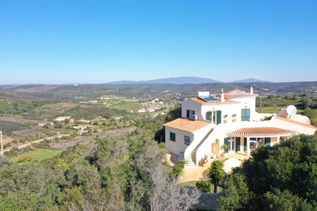 Moradia T4 para Arrendamento férias em Lagos (São Sebastião e Santa Maria) Foto 3