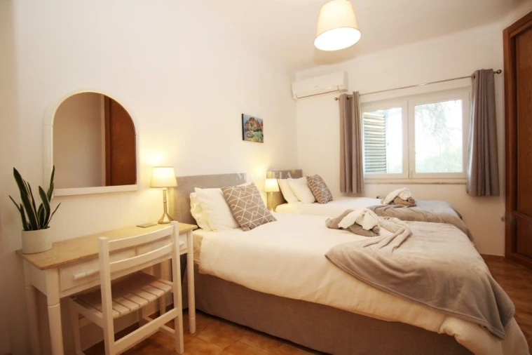 Moradia T4 para Arrendamento férias em Lagos (São Sebastião e Santa Maria) Foto 30