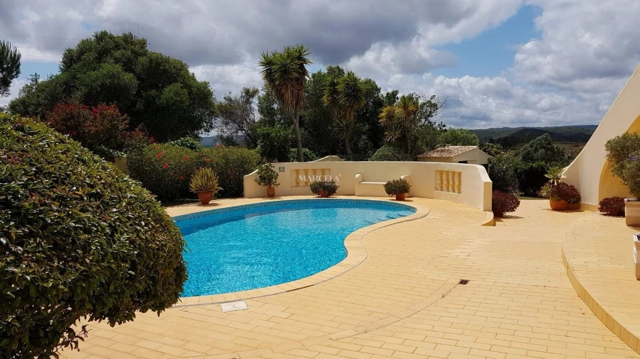 Moradia T4 para Arrendamento férias em Lagos (São Sebastião e Santa Maria) Foto 7