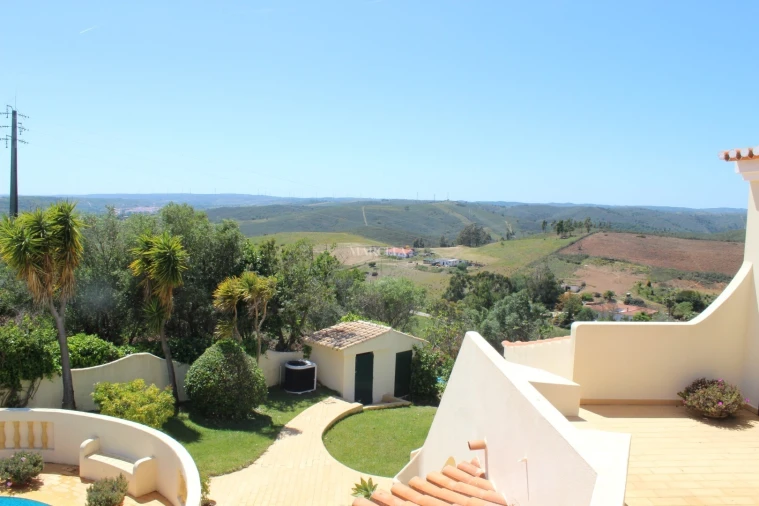 Moradia T4 para Arrendamento férias em Lagos (São Sebastião e Santa Maria) Foto 44