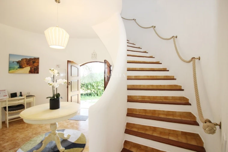 Moradia T4 para Arrendamento férias em Lagos (São Sebastião e Santa Maria) Foto 13