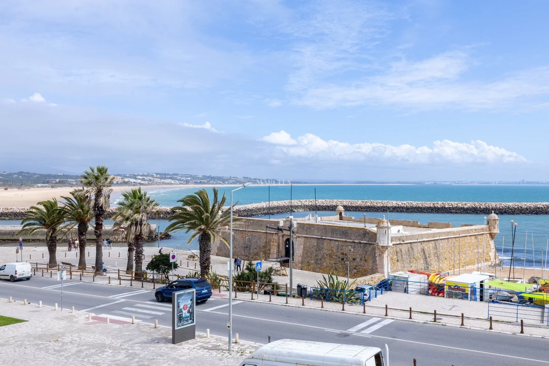 Apartamento T2 para Arrendamento férias em Lagos (São Sebastião e Santa Maria) Foto 16