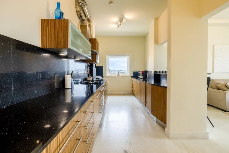 Apartamento T2 para Arrendamento férias em Lagos (São Sebastião e Santa Maria) Foto 9