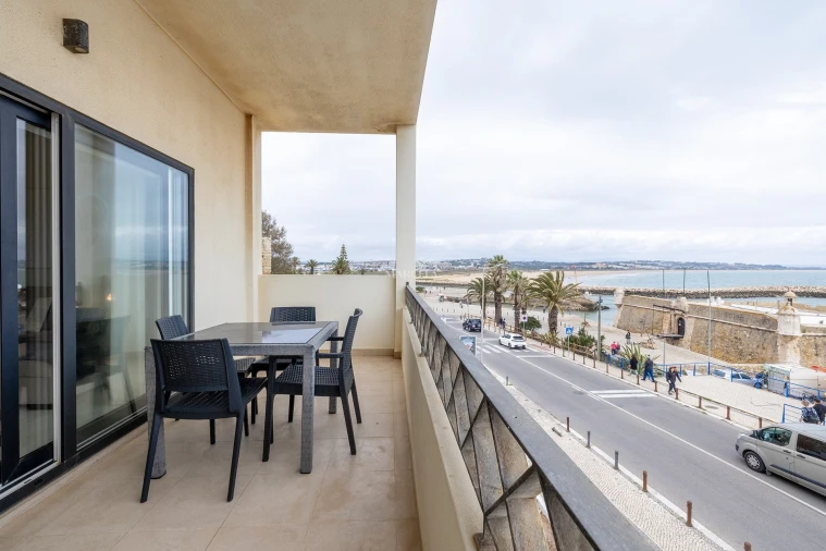 Apartamento T2 para Arrendamento férias em Lagos (São Sebastião e Santa Maria) Foto 14