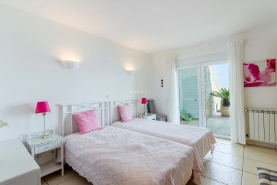 Moradia T3 para Arrendamento férias em Luz