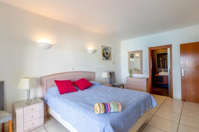 Moradia T3 para Arrendamento férias em Luz