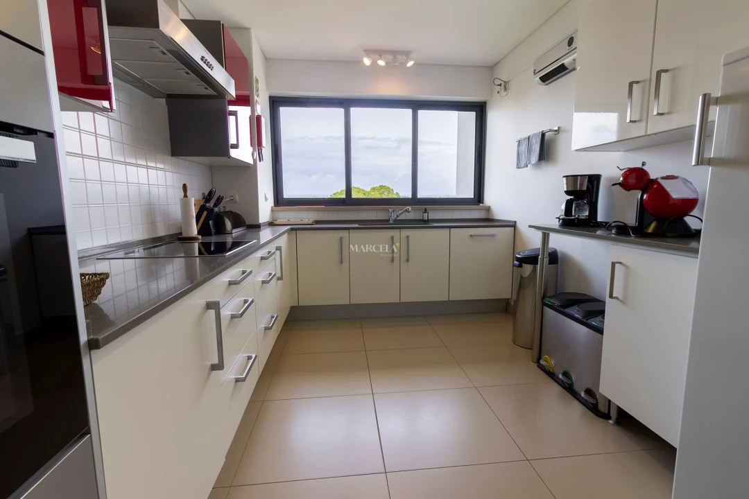 Apartamento T3 para Arrendamento férias em Lagos (São Sebastião e Santa Maria) Foto 21