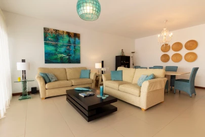 Apartamento T3 para Arrendamento férias em Lagos (São Sebastião e Santa Maria)