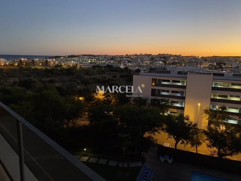 Apartamento T3 para Arrendamento férias em Lagos (São Sebastião e Santa Maria) Foto 33