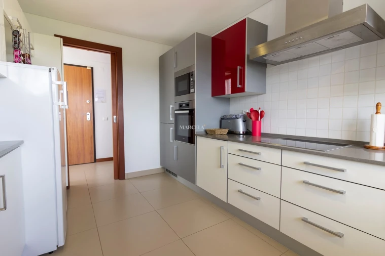 Apartamento T3 para Arrendamento férias em Lagos (São Sebastião e Santa Maria) Foto 16