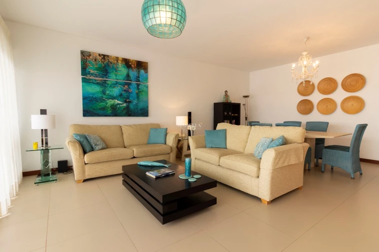 Apartamento T3 para Arrendamento férias em Lagos (São Sebastião e Santa Maria) Foto 4