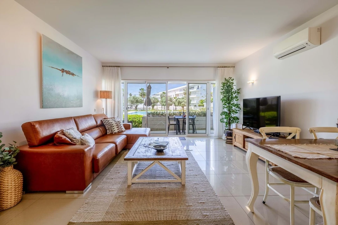 Apartamento T2 para Arrendamento férias em Lagos (São Sebastião e Santa Maria) Foto 2