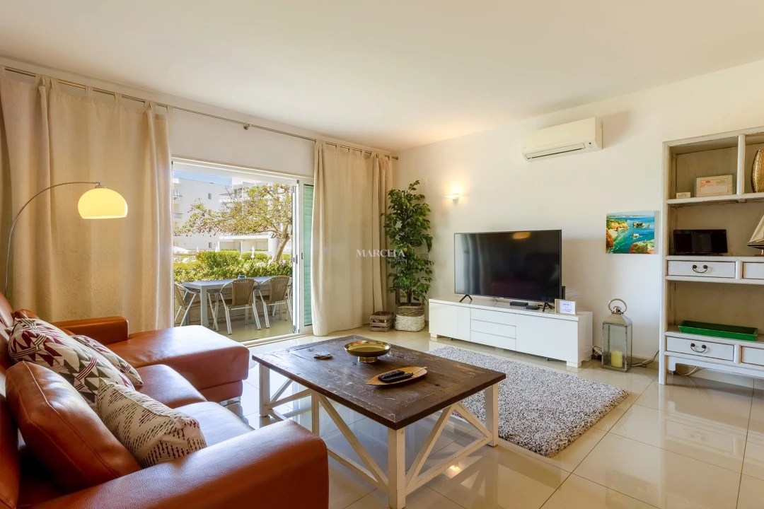 Apartamento T2 para Arrendamento férias em Lagos (São Sebastião e Santa Maria) Foto 12