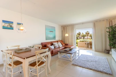 Apartamento T2 para Arrendamento férias em Lagos (São Sebastião e Santa Maria)