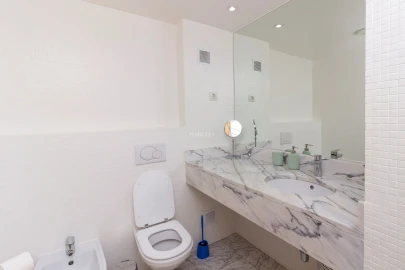 Apartamento T2 para Arrendamento férias em Lagos (São Sebastião e Santa Maria)