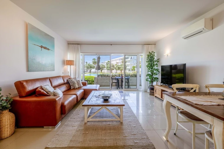 Apartamento T2 para Arrendamento férias em Lagos (São Sebastião e Santa Maria) Foto 2