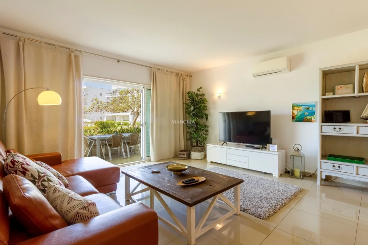 Apartamento T2 para Arrendamento férias em Lagos (São Sebastião e Santa Maria) Foto 12