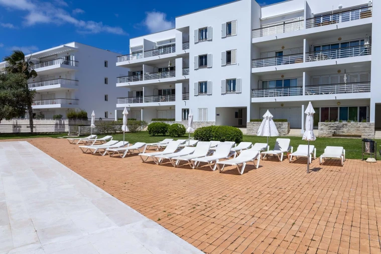 Apartamento T2 para Arrendamento férias em Lagos (São Sebastião e Santa Maria) Foto 27