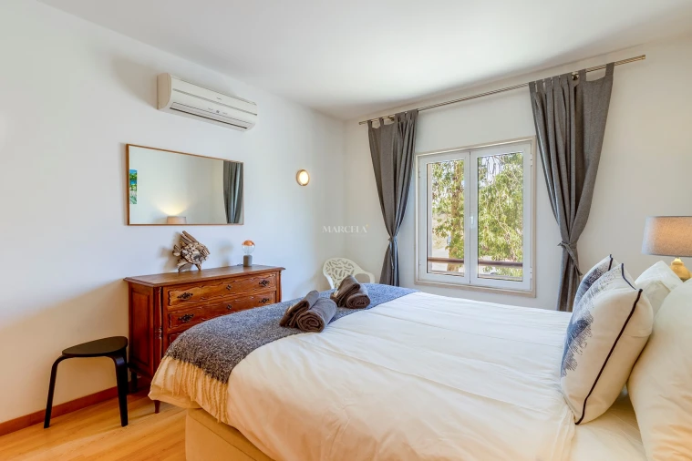 Apartamento T2 para Arrendamento férias em Lagos (São Sebastião e Santa Maria) Foto 21